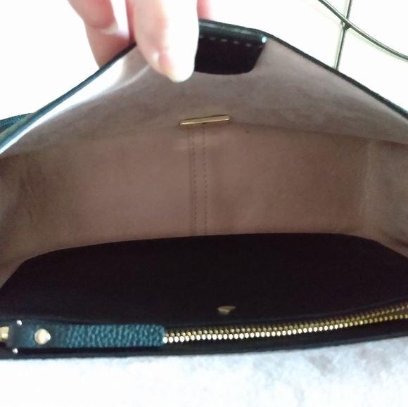 Kate Spade Bag. - Picture 4 of 8